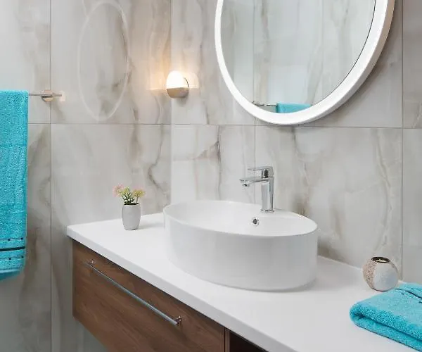 Vila Malibu Eclipse - Luxury With Pool & Vir