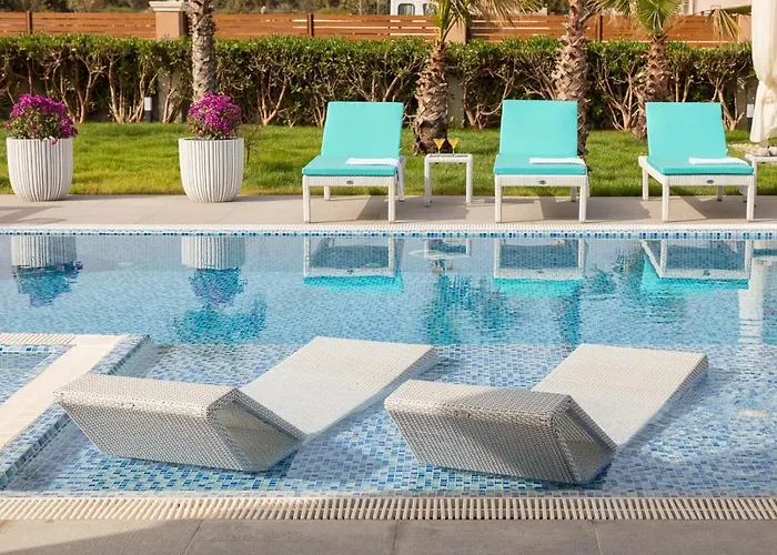 Villa Malibu Eclipse - Luxury With Pool &