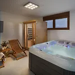 Villa Malibu Eclipse - Luxury With Pool &