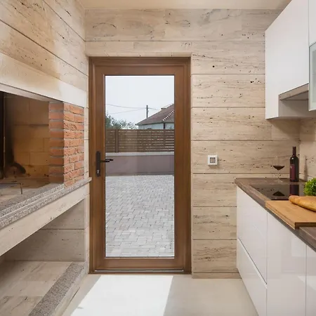 Villa Malibu Eclipse Vir