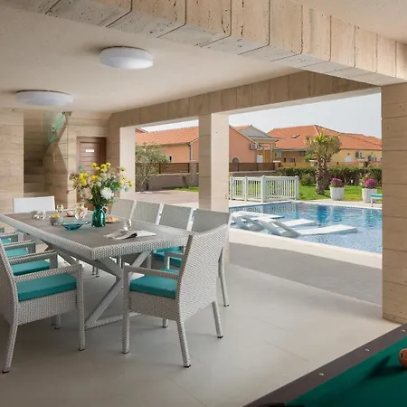 Malibu Eclipse Villa