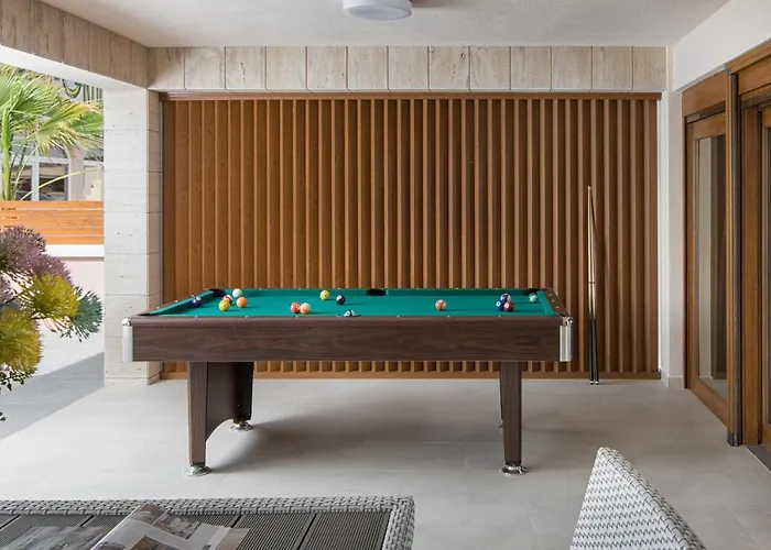 Malibu Eclipse - Luxury With Pool & Villa Vir