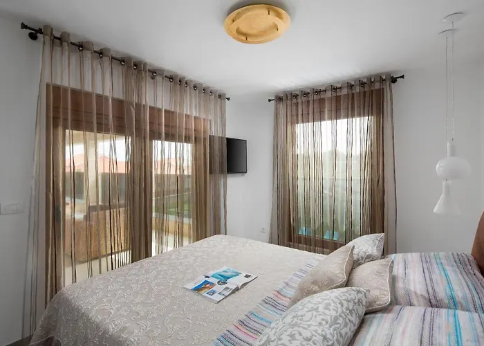 Malibu Eclipse - Luxury With Pool & * Vir